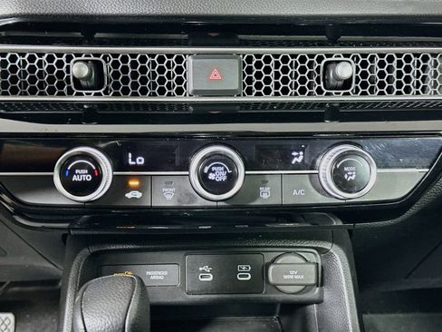 Used 2025 Honda Civic LX image 23