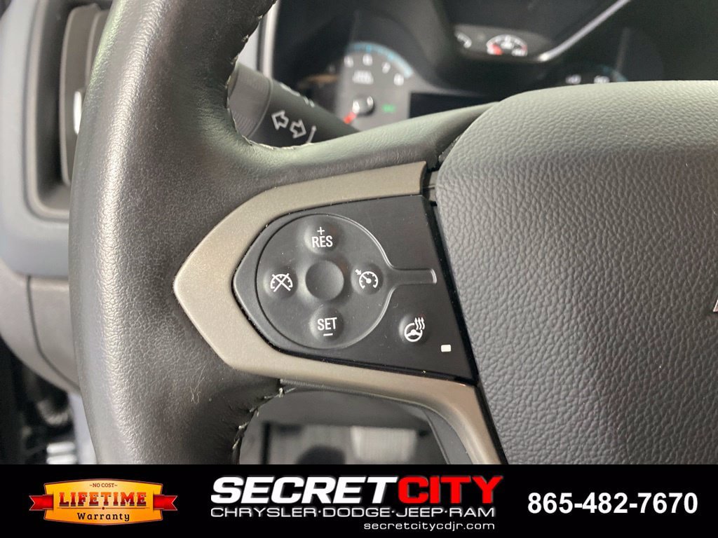 Used 2022 Chevrolet Colorado Z71 AWD/4WD image 14