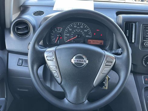 Used 2019 Nissan NV200 S w/ Cruise Control Package image 8