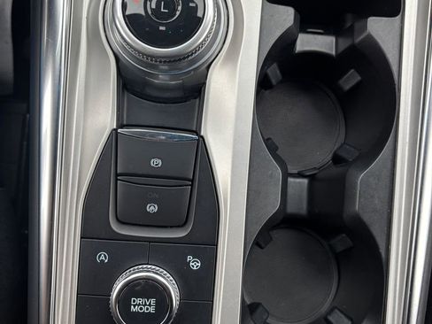 Used 2022 Ford Explorer Platinum w/ Equipment Group 601A image 33