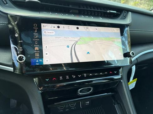 New 2026 Jeep Grand Cherokee Limited image 7