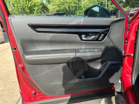 Used 2025 Honda CR-V Sport Touring image 30