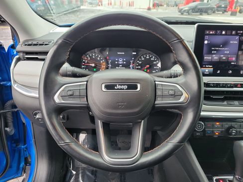 Used 2022 Jeep Compass Limited image 21