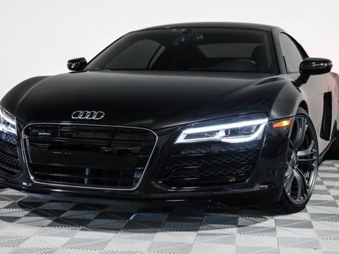 Used 2014 Audi R8 V8 image 11