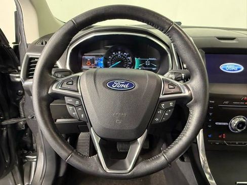 Used 2019 Ford Edge Titanium w/ Equipment Group 301A FWD image 16