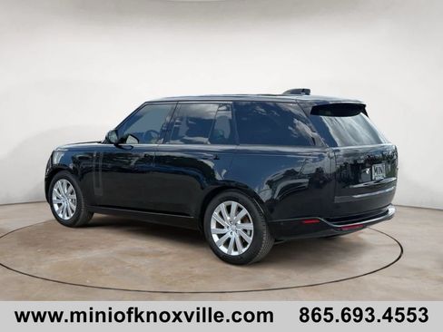 Used 2023 Land Rover Range Rover SE AWD/4WD image 5