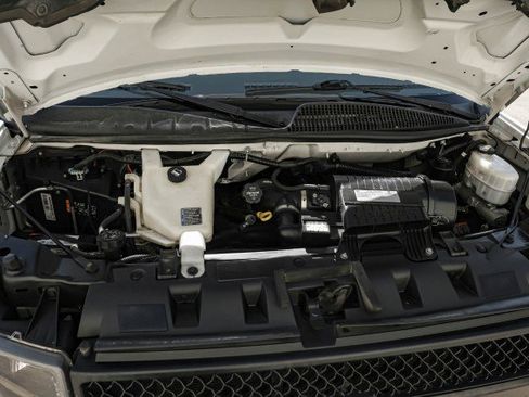Used 2020 Chevrolet Express 2500 image 46