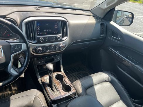 Used 2022 GMC Canyon Elevation w/ Elevation Premium Package AWD/4WD image 24