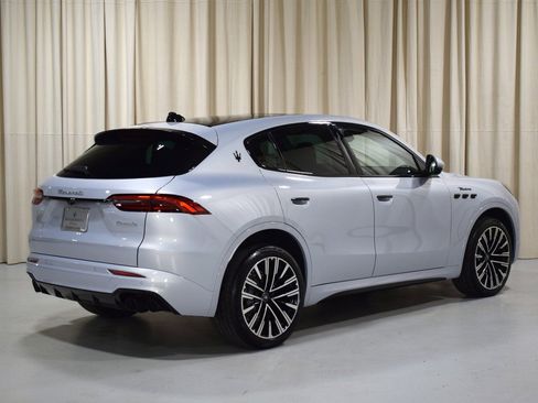 New 2025 Maserati Grecale Modena image 10