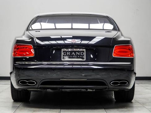 Used 2018 Bentley Flying Spur S V8 AWD/4WD image 12