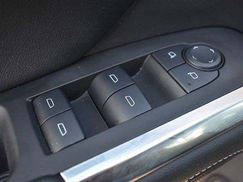 Used 2024 Chevrolet Traverse LS image 21