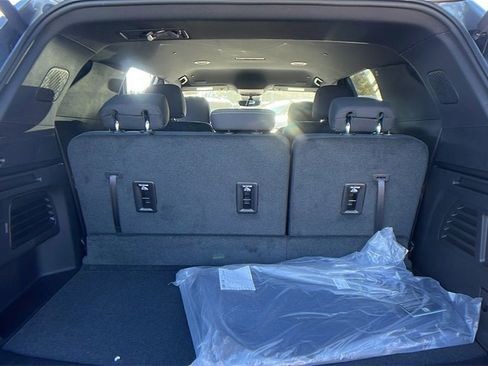 New 2026 Chevrolet Traverse LT w/ Driver Confidence Package image 10