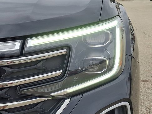 Used 2024 Volkswagen Atlas SE image 8