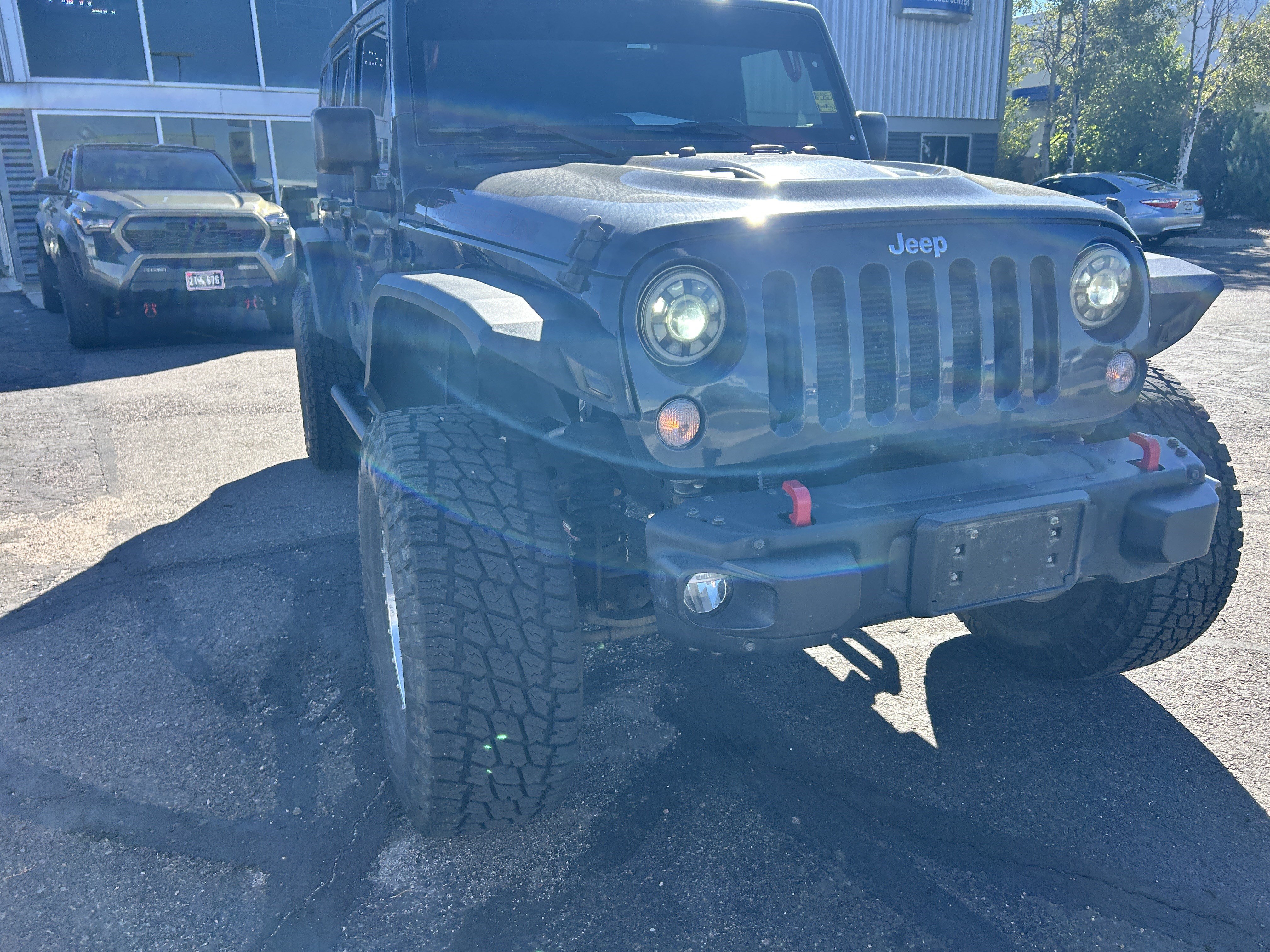 Used 2017 Jeep Wrangler Unlimited Rubicon AWD/4WD image 7