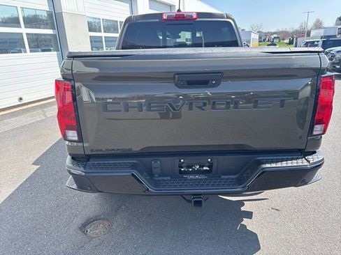 Used 2025 Chevrolet Colorado Trail Boss image 6