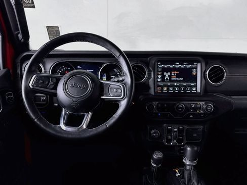 Used 2023 Jeep Wrangler Unlimited Sahara w/ Cold Weather Group AWD/4WD image 13