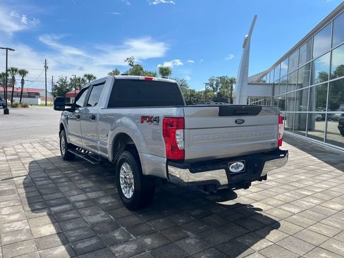Used 2020 Ford F250 XL w/ STX Appearance Package AWD/4WD image 4