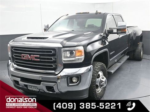 Used 2018 GMC Sierra 3500 SLT w/ Duramax Plus Package image 5