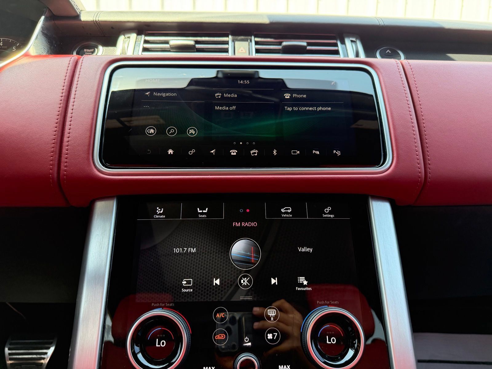 Used 2018 Land Rover Range Rover Autobiography AWD/4WD image 15