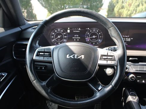 Used 2023 Kia Telluride SX Prestige X-Pro AWD/4WD image 18