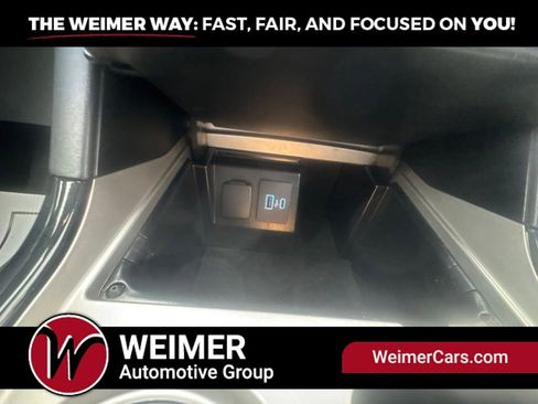 Used 2022 Ford Explorer ST AWD/4WD image 40