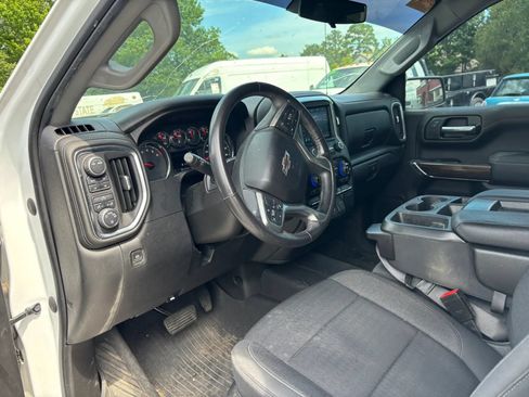 Used 2021 Chevrolet Silverado 1500 LT AWD/4WD image 11