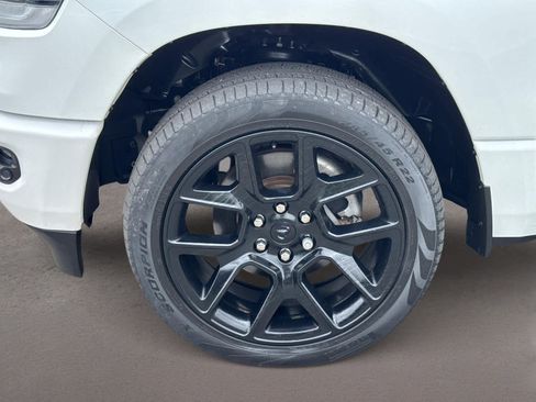 Used 2024 RAM 1500 Laramie AWD/4WD image 10
