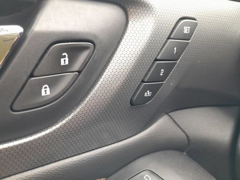 Used 2020 Chevrolet Traverse Premier w/ Redline Edition FWD image 7