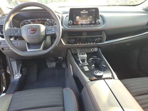 New 2026 Nissan Rogue SV image 9