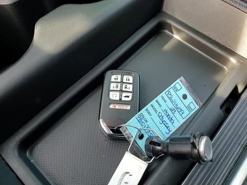 Used 2023 Honda Odyssey EX-L image 31