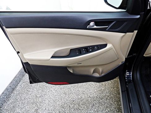 Used 2018 Hyundai Tucson SEL Plus w/ Cargo Package image 7