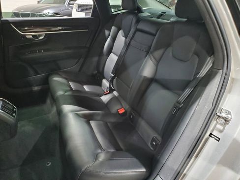 Used 2018 Volvo S90 T5 Momentum w/ Convenience Package AWD/4WD image 24