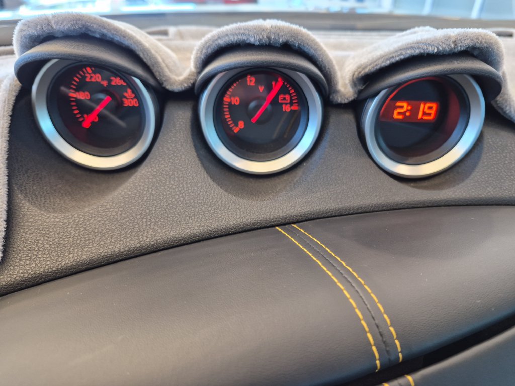 Used 2019 Nissan 370Z Coupe w/ Z34 Heritage Edition - Blue RWD image 21
