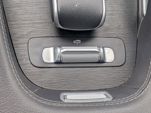 Used 2023 Mercedes-Benz GLE 450 4MATIC image 34