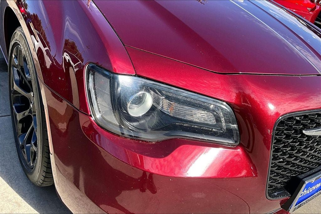 Used 2019 Chrysler 300 Touring w/ Sport Appearance Package RWD image 27