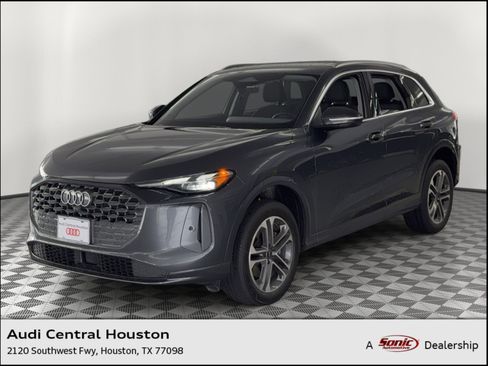 Used 2025 Audi Q5 Premium w/ Convenience Package AWD/4WD image 1