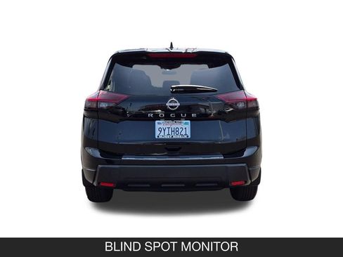 Used 2026 Nissan Rogue SV FWD image 8