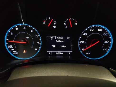 Used 2020 Chevrolet Equinox LS image 23