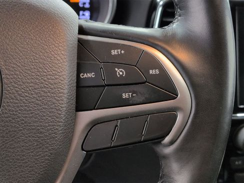 Certified 2020 Jeep Grand Cherokee Limited w/ Premium Lighting Group image 25