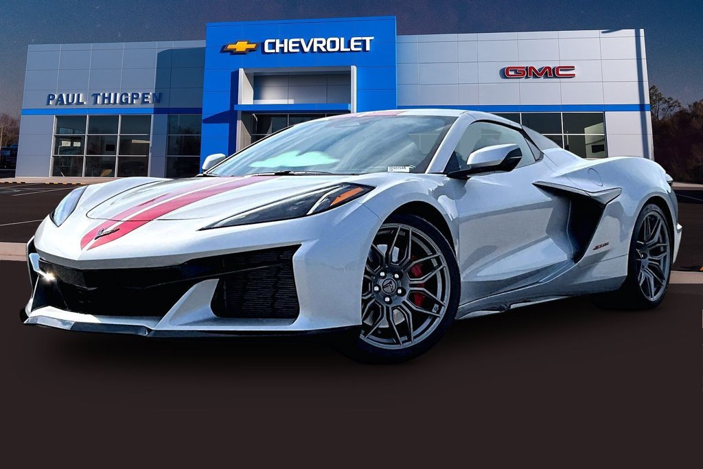 Used 2026 Chevrolet Corvette Z06 RWD image 4