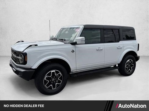 Used 2024 Ford Bronco Outer Banks AWD/4WD image 1