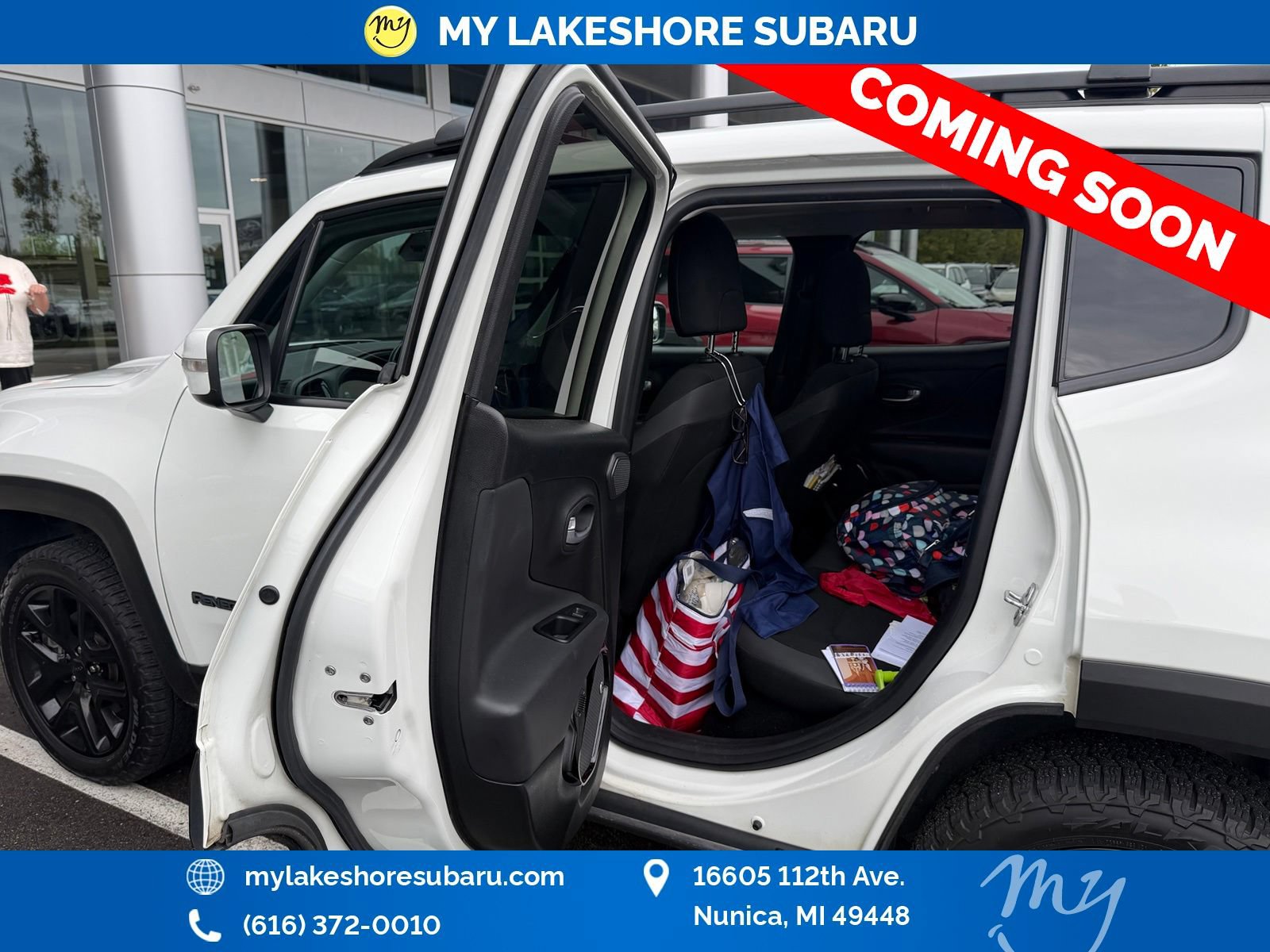 Used 2019 Jeep Renegade Altitude w/ UConnect 8.4 Nav Group AWD/4WD image 11