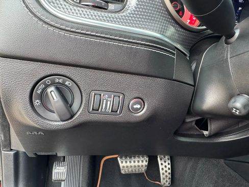 Used 2021 Dodge Charger SRT Hellcat image 33