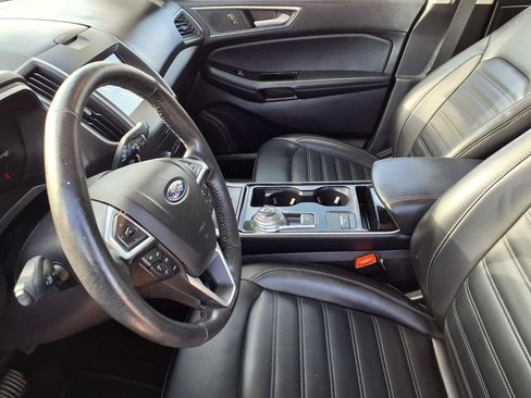 Used 2019 Ford Edge SEL w/ Equipment Group 201A FWD image 16