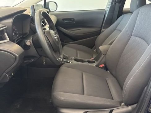 Used 2023 Toyota Corolla LE FWD image 11