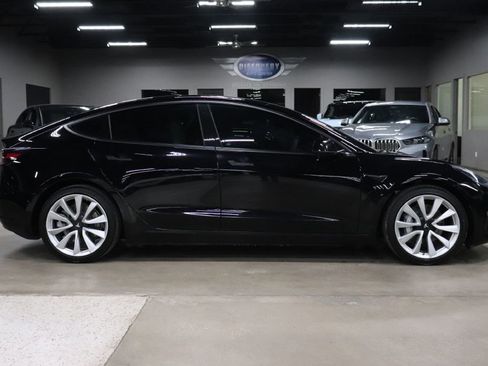 Used 2020 Tesla Model 3 Standard Range Plus image 6