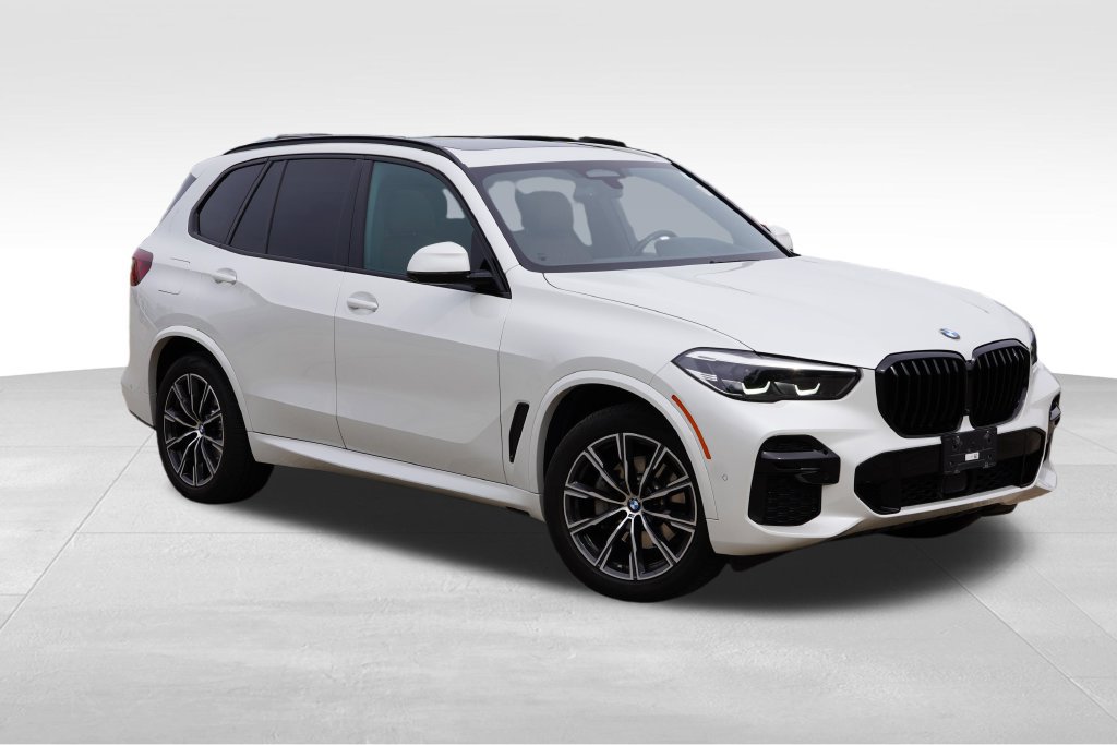 Used 2023 BMW X5 xDrive40i w/ M Sport Package AWD/4WD image 1