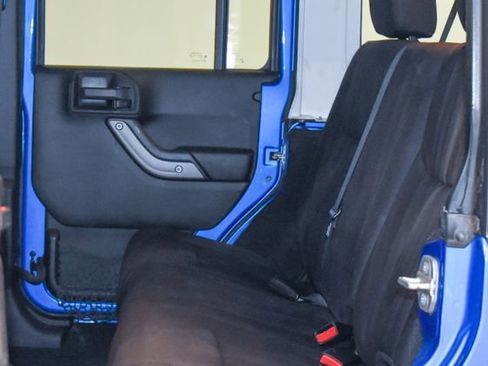 Used 2015 Jeep Wrangler Unlimited Sport w/ Quick Order Package 24S image 9