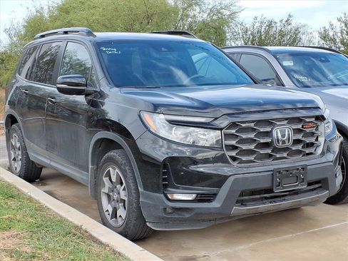 Used 2023 Honda Passport TrailSport image 1