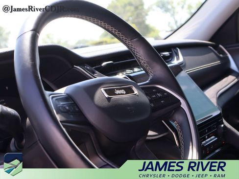 Used 2021 Jeep Grand Cherokee L Limited AWD/4WD image 26